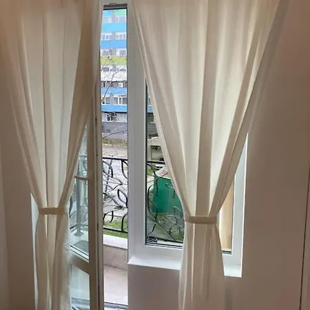 Διαμέρισμα White Studio 1 Μπουργκάς